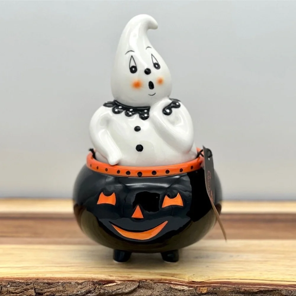 Johanna Parker Carnival Cottage Ghost Canister - Picture 1 of 3